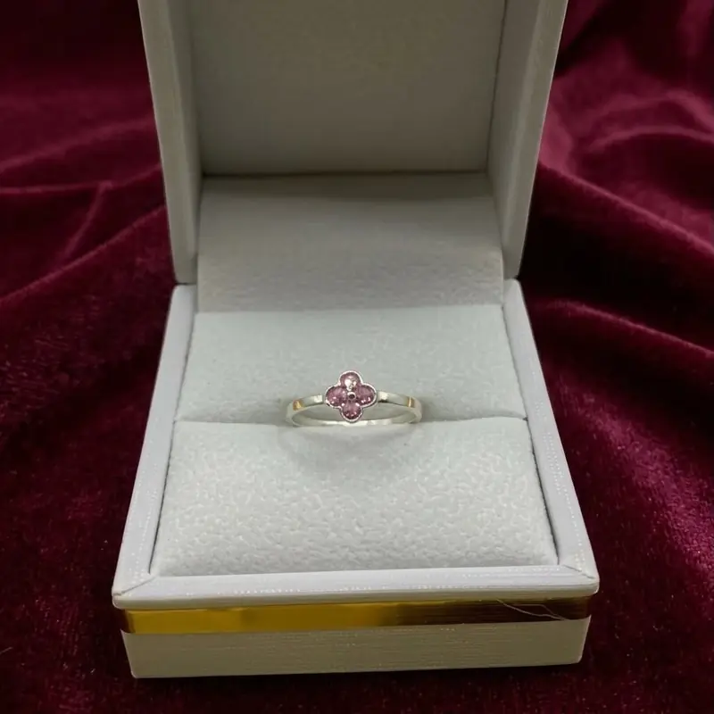 Anillo Trébol Rosa